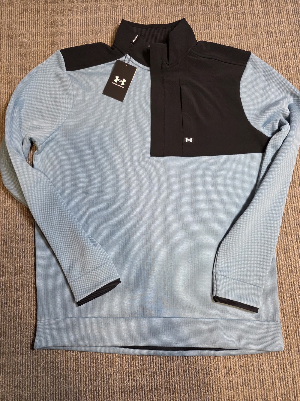 Under Armour Men’s Light Blue and Black Quarter-Zip Pullover